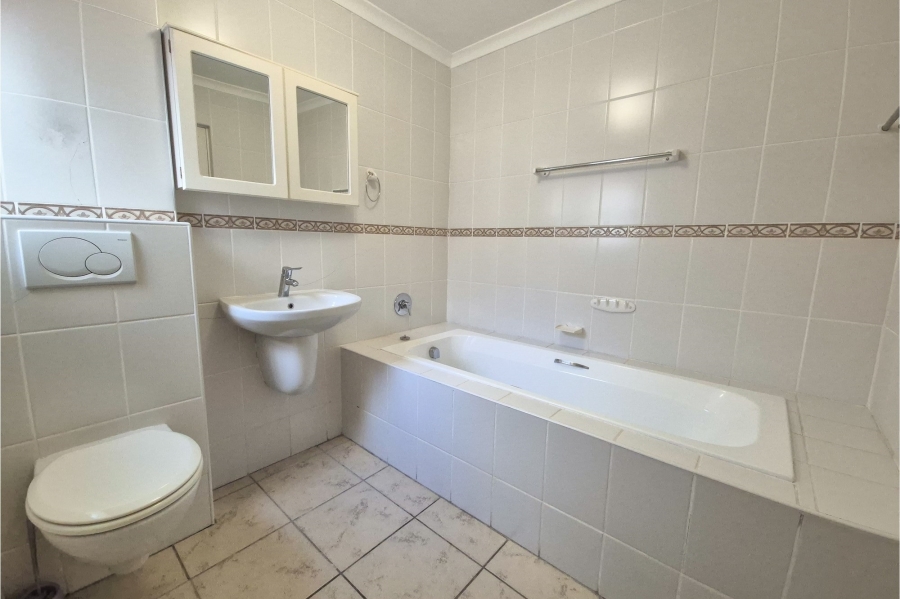 3 Bedroom Property for Sale in Struisbaai Western Cape